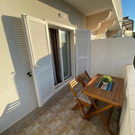 Апартаменты Sunset House With Seaview Хвар Экстерьер фото